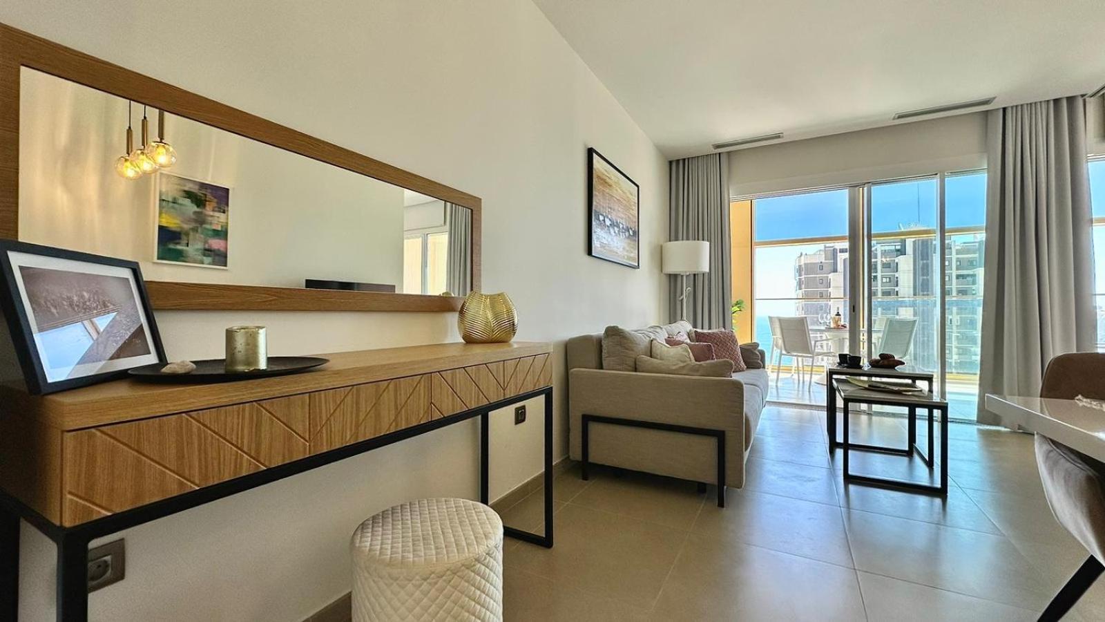 Intempo Residence By Leo Apartments Benidorm Ngoại thất bức ảnh