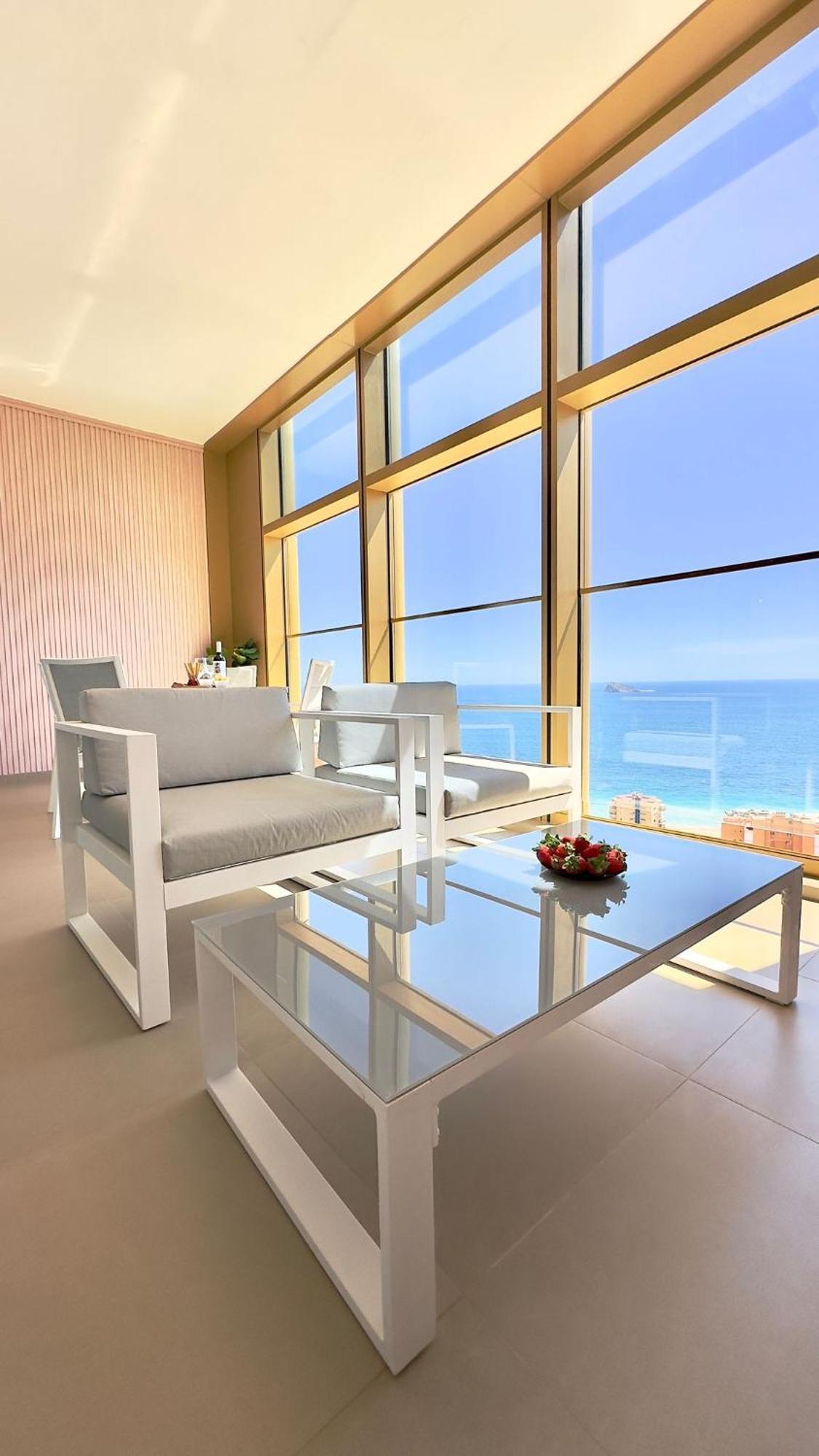 Intempo Residence By Leo Apartments Benidorm Ngoại thất bức ảnh