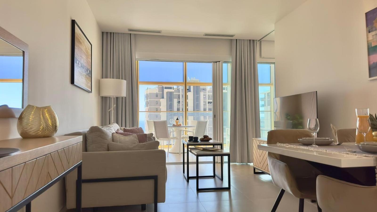 Intempo Residence By Leo Apartments Benidorm Ngoại thất bức ảnh